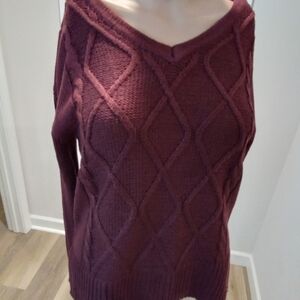 Cupcake Sz XS Women's Diamond Pattern Cable Knit Sweater - Burgundy Ties In Back